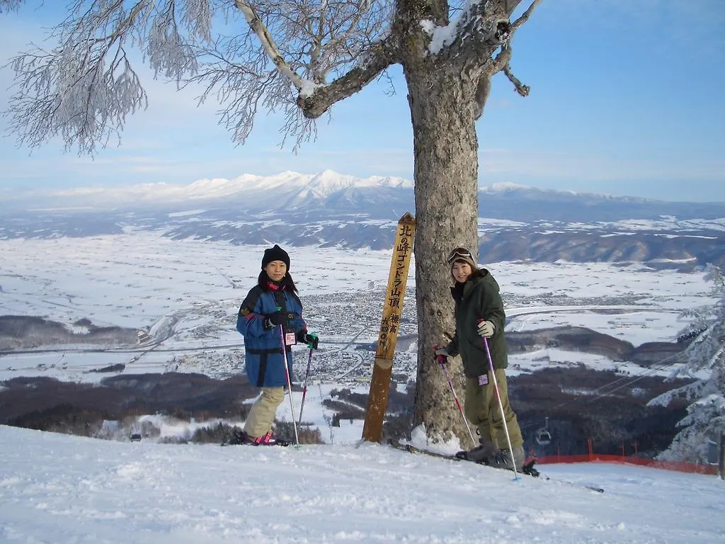 Guesthouse Akane-Yado Furano Nakafurano